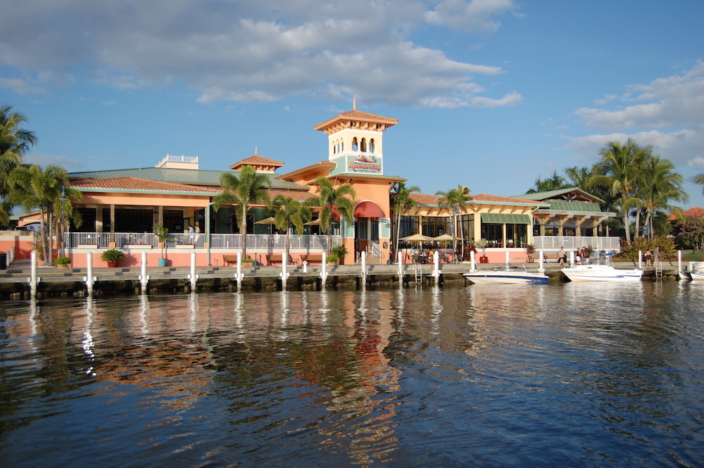 Waterfront Dining by Boat in Cape Coral, FL: A Culinary Adventure
