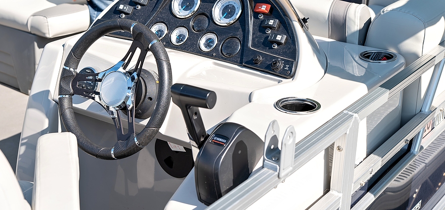 Why Fall is the Best Season to Rent a Boat on the Gulf